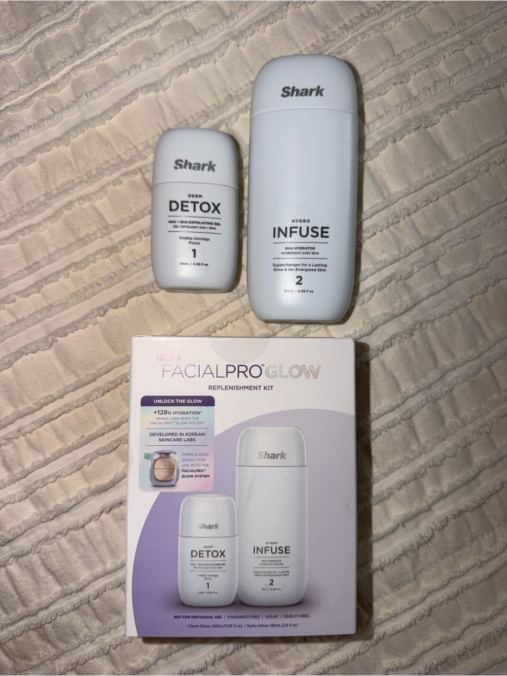 Shark FacialPro™ Glow + DePuffi At Home Facial System in Lilac - Picture 6 of 10
